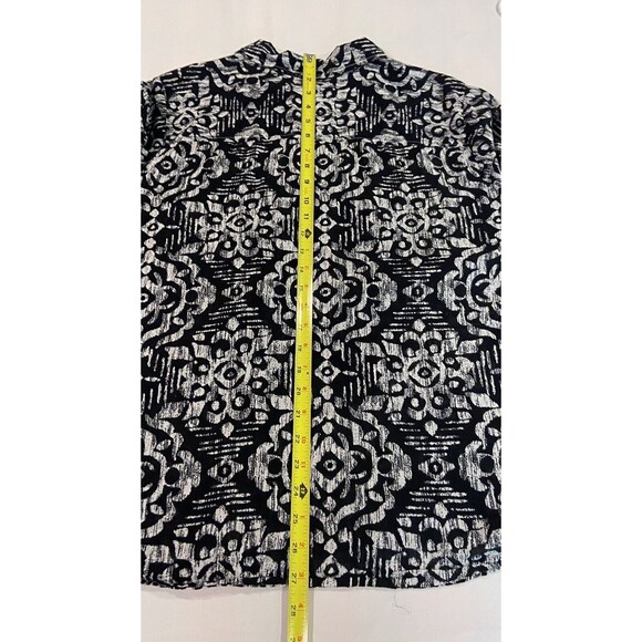 CROFT & BARROW 2X black/white print 3/4 Sleeve Button Blouse. - Picture 4 of 6